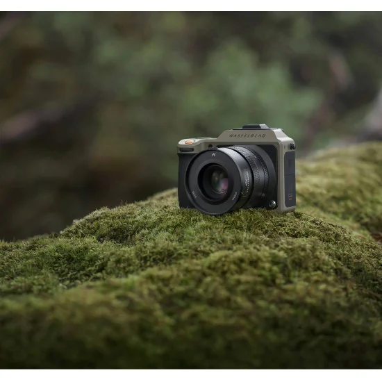 Hasselblad X2D 100C Earth Explorer Limited Edition | 100MP Appareil moyen format sans miroir + Objectif XCD 55mm f/2.5 V