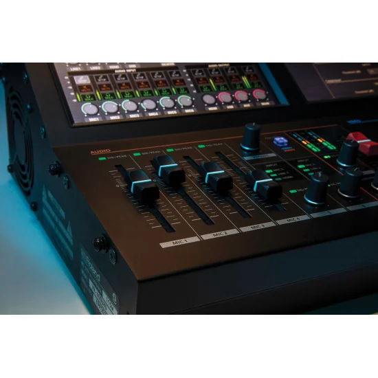 Roland VR-400UHD Mélangeur vidéo