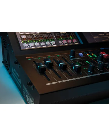 Roland VR-400UHD Video Mixer