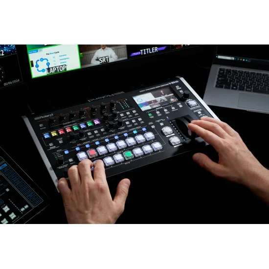 Roland V-80HD Video Mixer