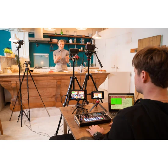 Roland V-8HD Video Mixer