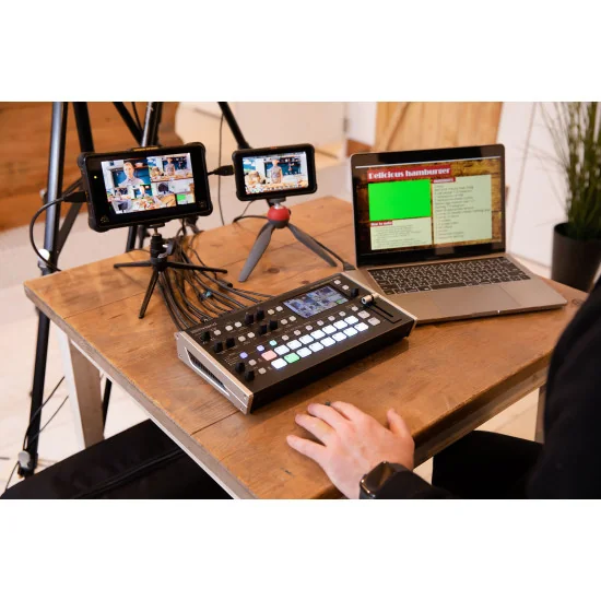 Roland V-8HD Video Mixer