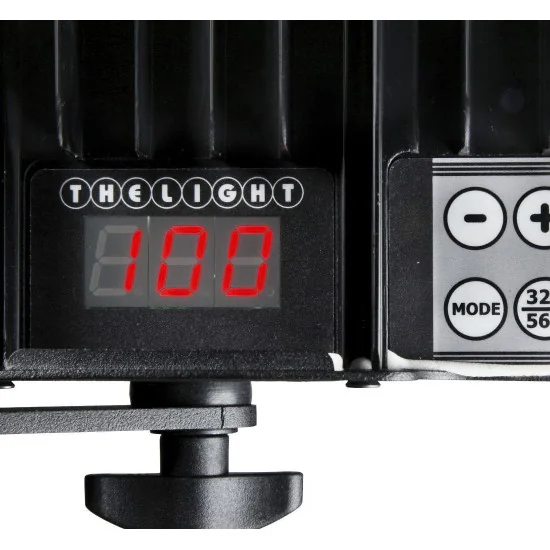 VELVET Mini 1 IP54 DMX Panneau LED Bi-Color V-Mount (sans lyre)