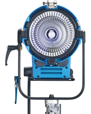 ARRI M8 MAN HMI PAR